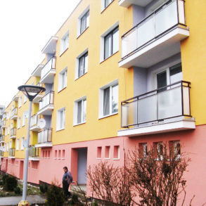 Bytový dom Turčianske Teplice - Referencie - OKNO final